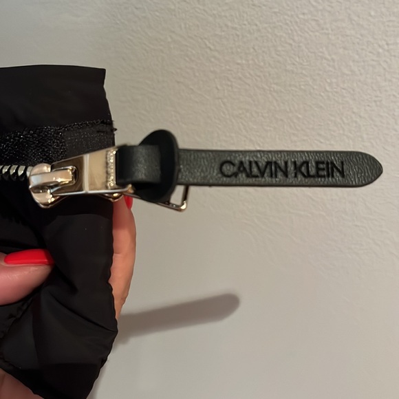 Calvin Klein cost - Picture 9 of 9